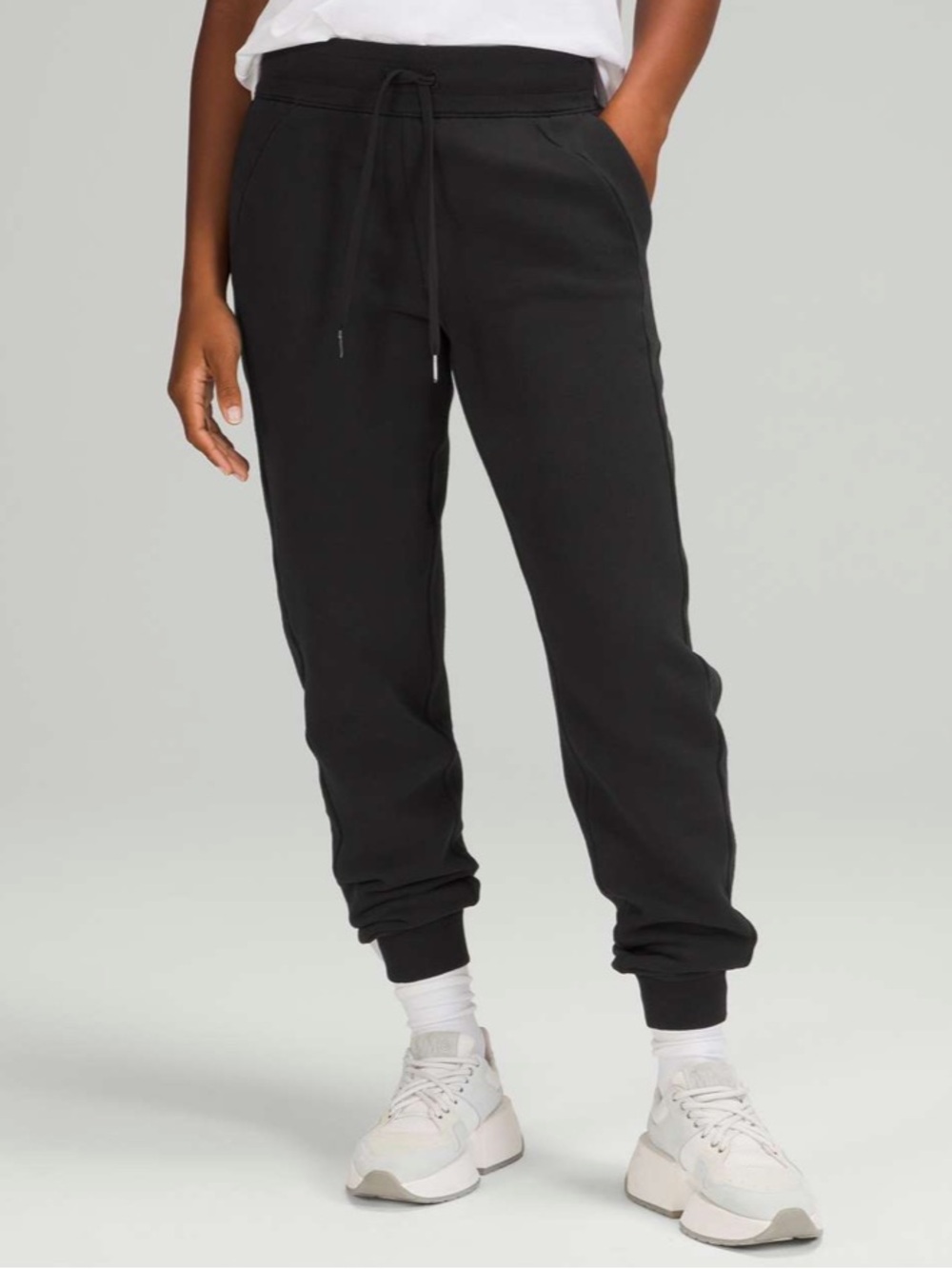 Lululemon Scuba High-Rise Jogger Fleece 28” Black Size 4